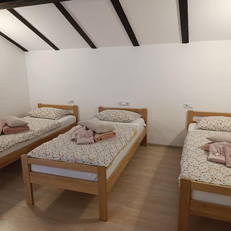 קולן וקוף Naid Apartmani מראה חיצוני תמונה