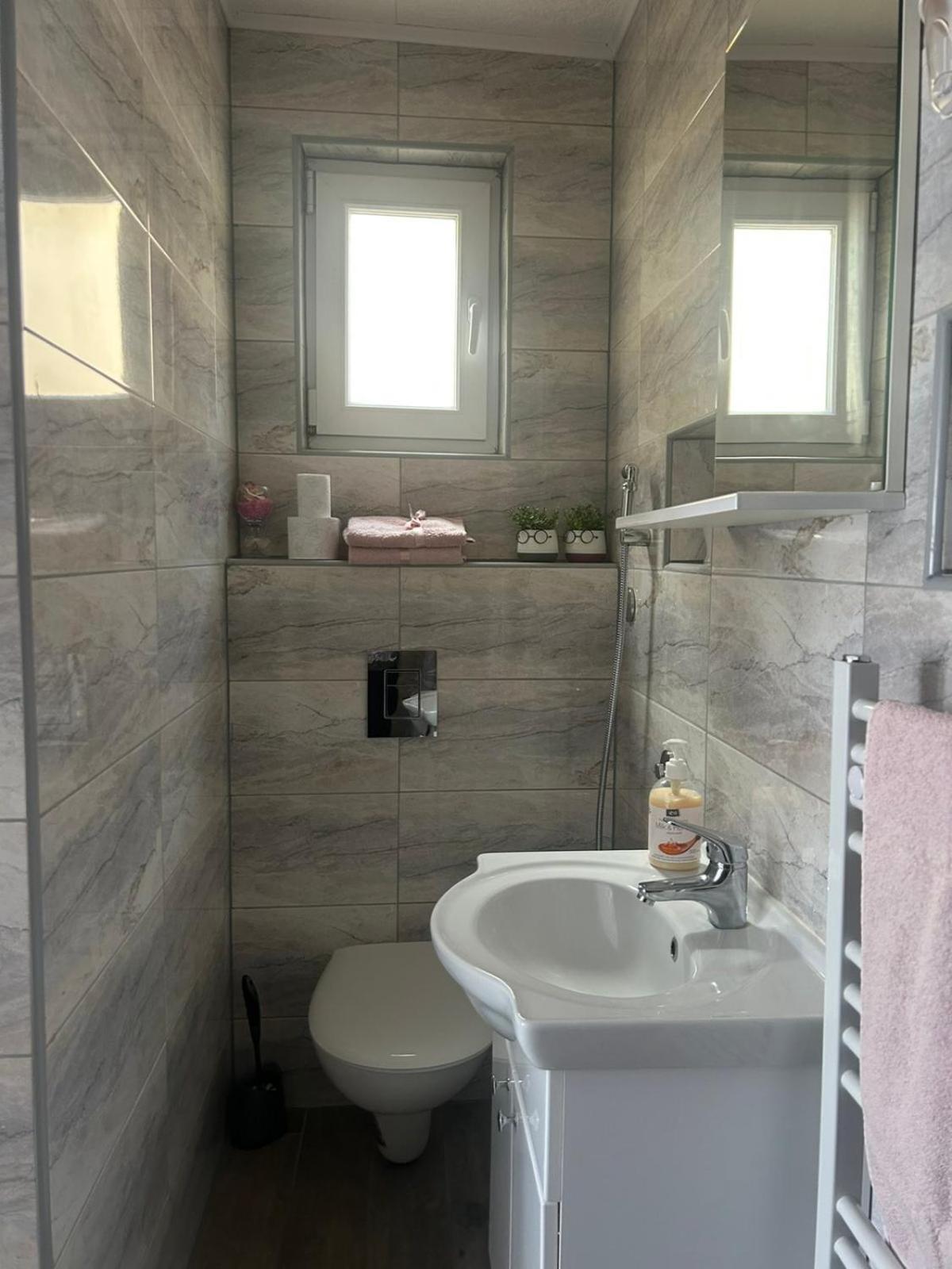 קולן וקוף Naid Apartmani מראה חיצוני תמונה