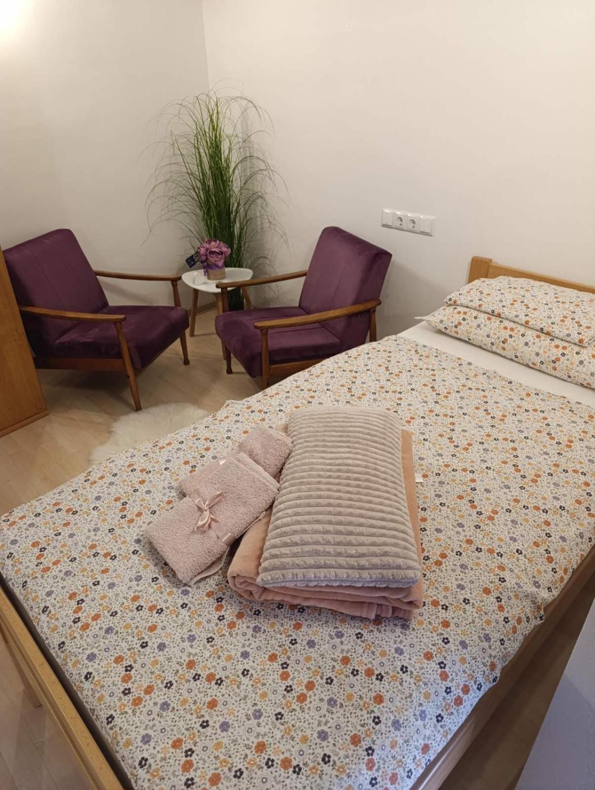 קולן וקוף Naid Apartmani מראה חיצוני תמונה