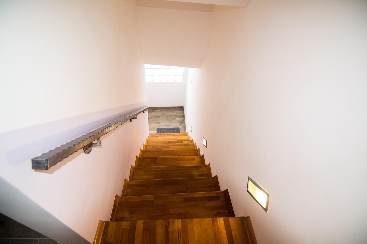 קולן וקוף Naid Apartmani מראה חיצוני תמונה